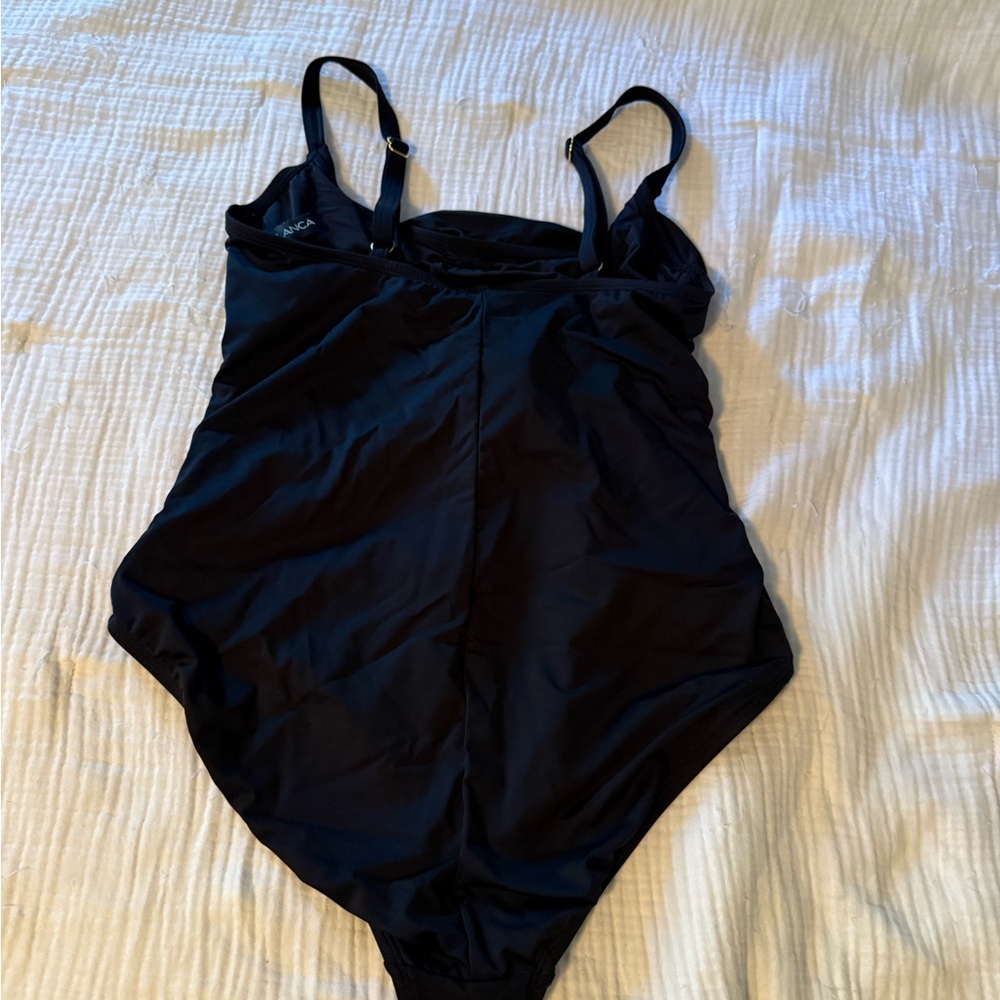 La Blanca Women's Black One Piece Swimsuit - Picture 2 of 2